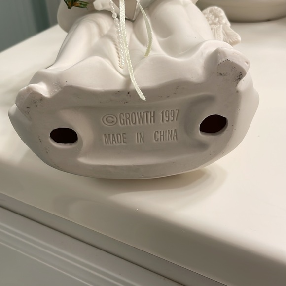 Vintage Growth 1997 Singing Angels Cherubs 9” Taper Cand… - Picture 9 of 11